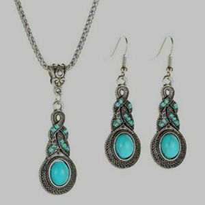 Sold Offline - Turquoise Necklace & Earrings Set